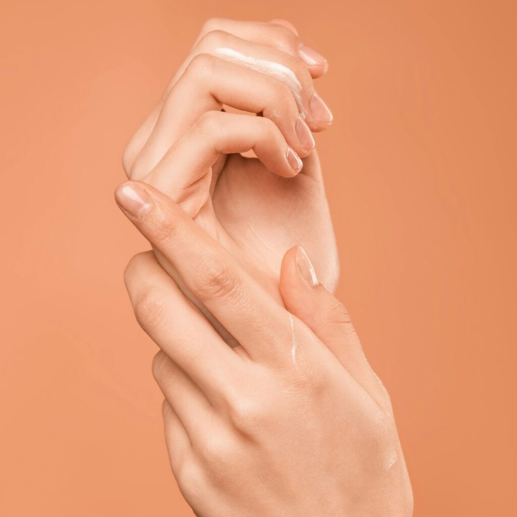 Olej tłoczony na zimno w kosmetyce – naturalna pielęgnacja skóry i włosów