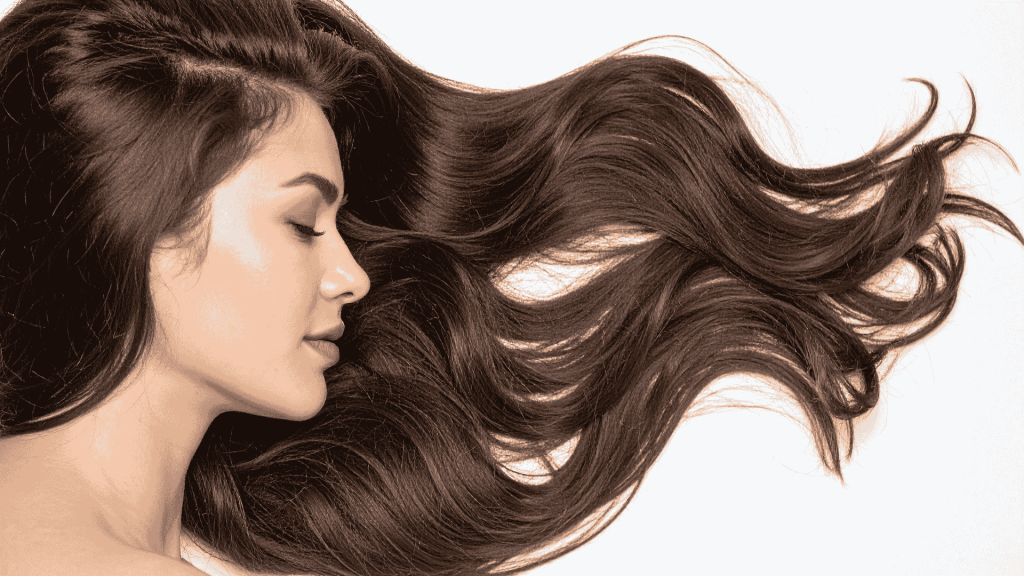 Olejowanie włosów olejem konopnym – Efekt jak z salonu za grosze